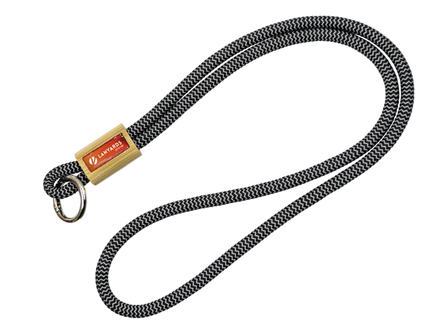 smycz-z-bambusem-bamboo-lanyard-3 smycz-z-bambusem-bamboo-lanyard-3