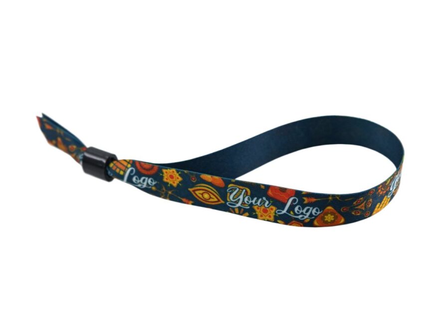 Braccialetti in tessuto